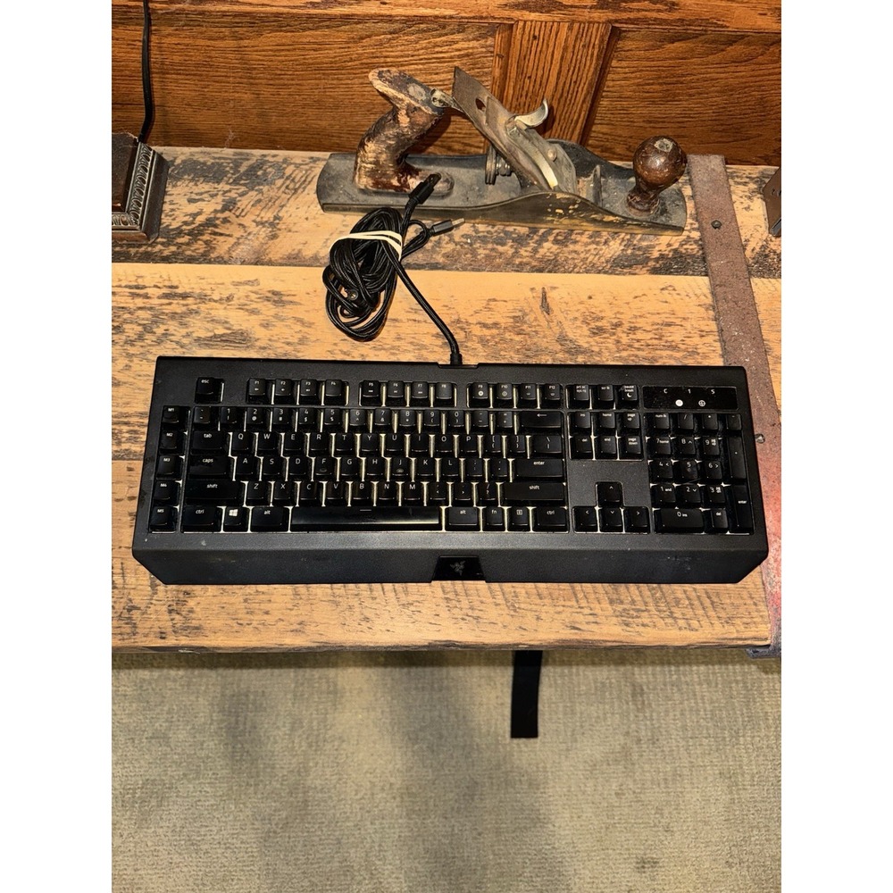 Razer Blackwidow Chroma V2 Green Switches RGB RZ03-0203 Gaming Keyboard